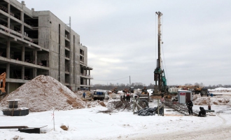 На строительстве Малой арены стадиона «Спартак». Январь 2013 года.