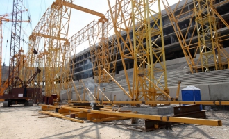 На строительстве стадиона «Открытие Арена». Май 2013 года.