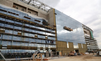 На строительстве стадиона «Открытие Арена». Западная трибуна. Сентябрь 2013 г.
