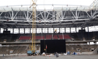 На строительстве стадиона «Открытие Арена». Южная трибуна. Февраль 2014 г.